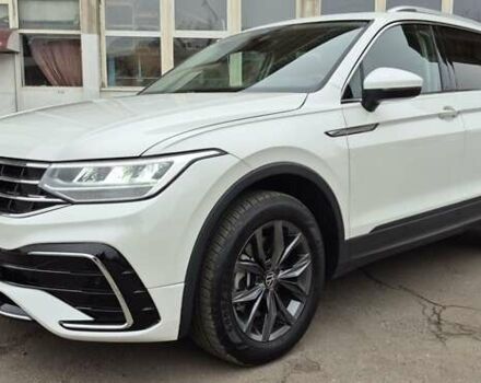 Білий Фольксваген Тігуан, об'ємом двигуна 2.01 л та пробігом 15 тис. км за 27700 $, фото 16 на Automoto.ua