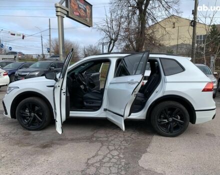 Белый Фольксваген Тигуан, объемом двигателя 2 л и пробегом 45 тыс. км за 28290 $, фото 16 на Automoto.ua