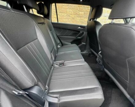 Білий Фольксваген Тігуан, об'ємом двигуна 2 л та пробігом 12 тис. км за 9300 $, фото 11 на Automoto.ua