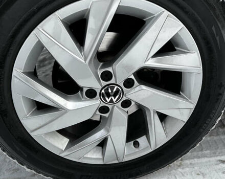 Белый Фольксваген Тигуан, объемом двигателя 1.98 л и пробегом 12 тыс. км за 39000 $, фото 44 на Automoto.ua