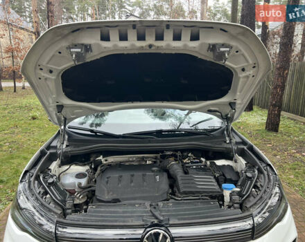 Білий Фольксваген Тігуан, об'ємом двигуна 2 л та пробігом 22 тис. км за 47900 $, фото 55 на Automoto.ua