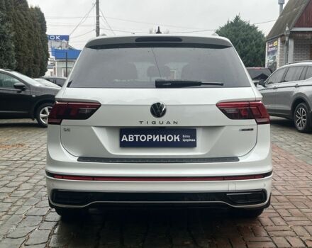 Білий Фольксваген Тігуан, об'ємом двигуна 2 л та пробігом 33 тис. км за 32500 $, фото 3 на Automoto.ua