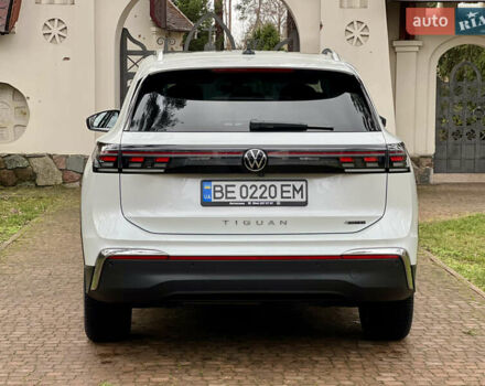 Білий Фольксваген Тігуан, об'ємом двигуна 2 л та пробігом 22 тис. км за 47900 $, фото 32 на Automoto.ua