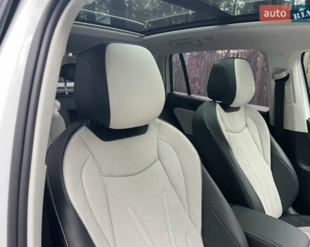 Білий Фольксваген Тігуан, об'ємом двигуна 2 л та пробігом 22 тис. км за 47900 $, фото 145 на Automoto.ua