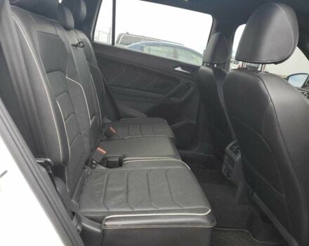 Белый Фольксваген Тигуан, объемом двигателя 2 л и пробегом 11 тыс. км за 8300 $, фото 10 на Automoto.ua