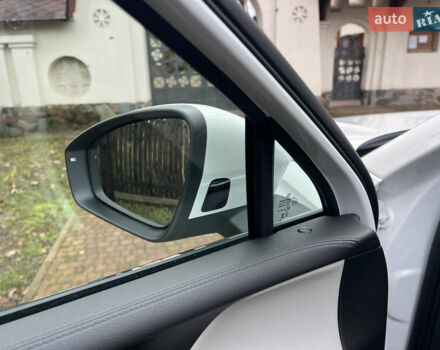 Білий Фольксваген Тігуан, об'ємом двигуна 2 л та пробігом 22 тис. км за 47900 $, фото 62 на Automoto.ua