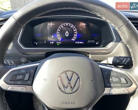 Белый Фольксваген Тигуан, объемом двигателя 2 л и пробегом 5 тыс. км за 24300 $, фото 32 на Automoto.ua