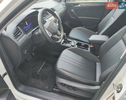 Белый Фольксваген Тигуан, объемом двигателя 1.98 л и пробегом 10 тыс. км за 28500 $, фото 16 на Automoto.ua