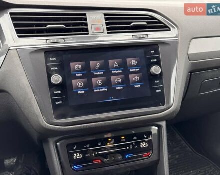 Білий Фольксваген Тігуан, об'ємом двигуна 1.98 л та пробігом 10 тис. км за 27000 $, фото 30 на Automoto.ua