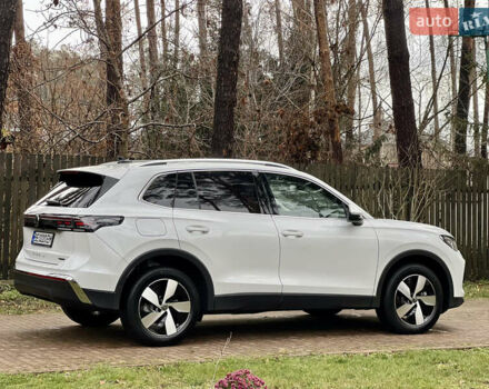 Білий Фольксваген Тігуан, об'ємом двигуна 2 л та пробігом 22 тис. км за 47900 $, фото 37 на Automoto.ua