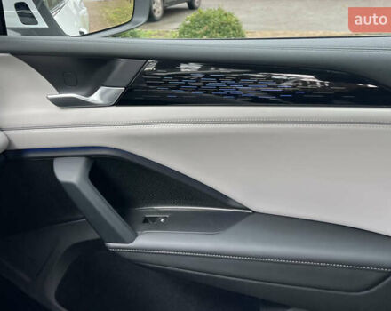 Білий Фольксваген Тігуан, об'ємом двигуна 2 л та пробігом 22 тис. км за 47900 $, фото 100 на Automoto.ua