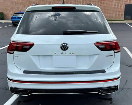 Белый Фольксваген Тигуан, объемом двигателя 2 л и пробегом 12 тыс. км за 14500 $, фото 4 на Automoto.ua