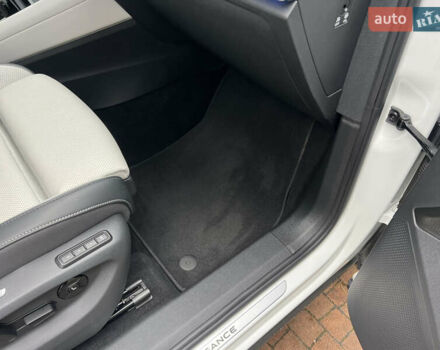 Білий Фольксваген Тігуан, об'ємом двигуна 2 л та пробігом 22 тис. км за 47900 $, фото 137 на Automoto.ua