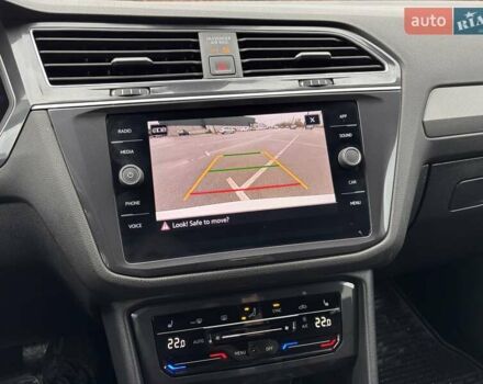 Білий Фольксваген Тігуан, об'ємом двигуна 1.98 л та пробігом 10 тис. км за 27000 $, фото 29 на Automoto.ua