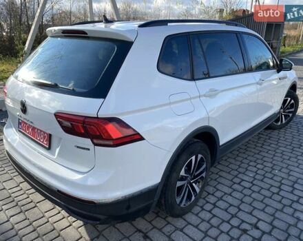 Белый Фольксваген Тигуан, объемом двигателя 2 л и пробегом 5 тыс. км за 24300 $, фото 9 на Automoto.ua