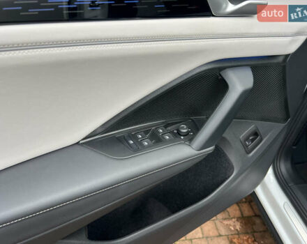 Білий Фольксваген Тігуан, об'ємом двигуна 2 л та пробігом 22 тис. км за 47900 $, фото 60 на Automoto.ua