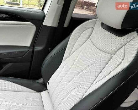 Белый Фольксваген Тигуан, объемом двигателя 1.97 л и пробегом 22 тыс. км за 45800 $, фото 5 на Automoto.ua