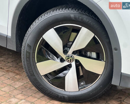 Білий Фольксваген Тігуан, об'ємом двигуна 2 л та пробігом 22 тис. км за 47900 $, фото 12 на Automoto.ua