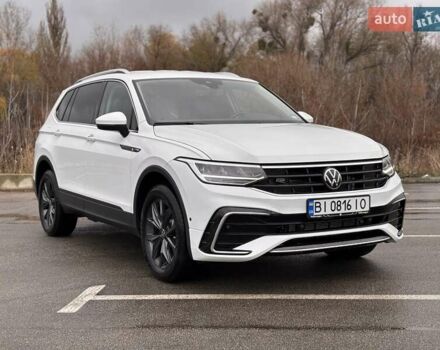 Білий Фольксваген Тігуан, об'ємом двигуна 1.98 л та пробігом 10 тис. км за 27000 $, фото 3 на Automoto.ua