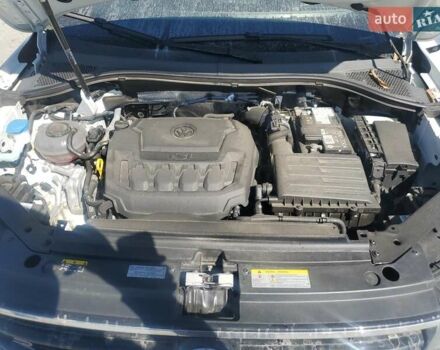 Білий Фольксваген Тігуан, об'ємом двигуна 1.98 л та пробігом 22 тис. км за 9000 $, фото 10 на Automoto.ua