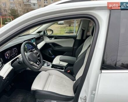 Белый Фольксваген Тигуан, объемом двигателя 1.97 л и пробегом 22 тыс. км за 45800 $, фото 3 на Automoto.ua