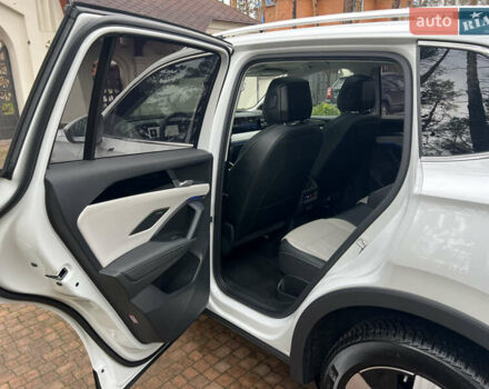 Білий Фольксваген Тігуан, об'ємом двигуна 2 л та пробігом 22 тис. км за 47900 $, фото 113 на Automoto.ua