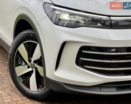 Білий Фольксваген Тігуан, об'ємом двигуна 2 л та пробігом 22 тис. км за 47900 $, фото 10 на Automoto.ua
