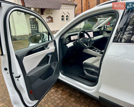 Білий Фольксваген Тігуан, об'ємом двигуна 2 л та пробігом 22 тис. км за 47900 $, фото 56 на Automoto.ua