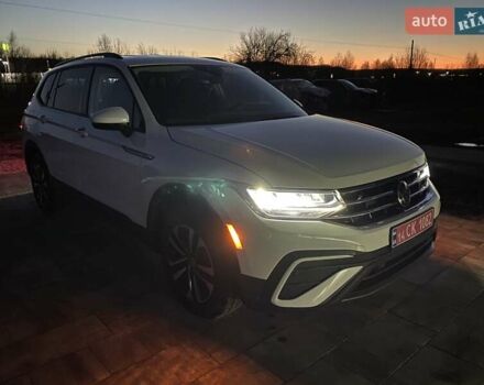 Белый Фольксваген Тигуан, объемом двигателя 2 л и пробегом 5 тыс. км за 24300 $, фото 41 на Automoto.ua