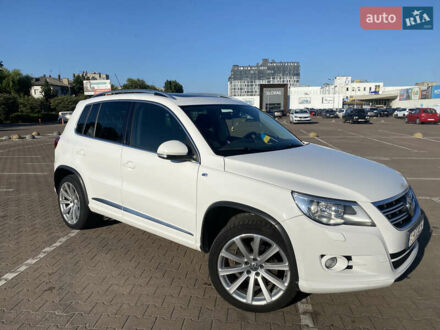 Фольксваген Тигуан 2009 в Житомире на Automoto.ua Белый Фольксваген Тигуан, объемом двигателя 2 л и пробегом 222 тыс. км за 14300 $, фото 1 на Automoto.ua