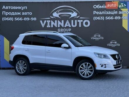 Белый Фольксваген Тигуан, объемом двигателя 2 л и пробегом 254 тыс. км за 10800 $, фото 1 на Automoto.ua