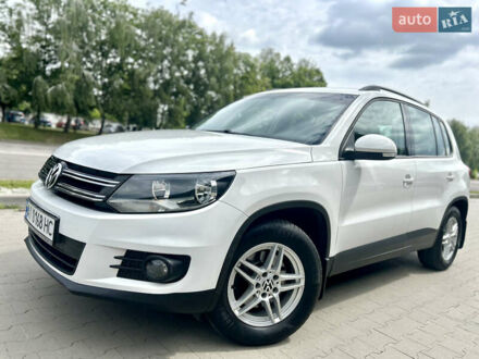 Фольксваген Тигуан 2011 в Белой Церкве на Automoto.ua Белый Фольксваген Тигуан, объемом двигателя 2 л и пробегом 236 тыс. км за 12500 $, фото 1 на Automoto.ua