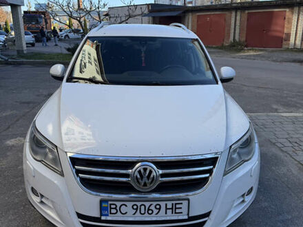 Белый Фольксваген Тигуан, объемом двигателя 1.98 л и пробегом 216 тыс. км за 9500 $, фото 1 на Automoto.ua