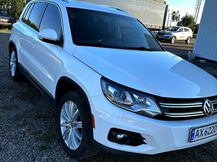 Фольксваген Тигуан 2011 в Лозовой на Automoto.ua Белый Фольксваген Тигуан, объемом двигателя 2 л и пробегом 230 тыс. км за 13000 $, фото 1 на Automoto.ua