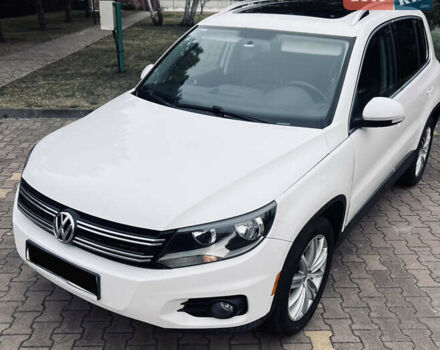 Білий Фольксваген Тігуан, об'ємом двигуна 1.98 л та пробігом 128 тис. км за 11700 $, фото 1 на Automoto.ua