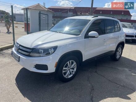 Белый Фольксваген Тигуан, объемом двигателя 1.98 л и пробегом 220 тыс. км за 12850 $, фото 1 на Automoto.ua