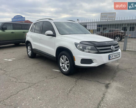 Білий Фольксваген Тігуан, об'ємом двигуна 1.98 л та пробігом 229 тис. км за 10500 $, фото 1 на Automoto.ua