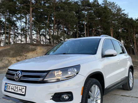 Фольксваген Тигуан 2012 в Нетешине на Automoto.ua Белый Фольксваген Тигуан, объемом двигателя 2 л и пробегом 179 тыс. км за 11500 $, фото 1 на Automoto.ua