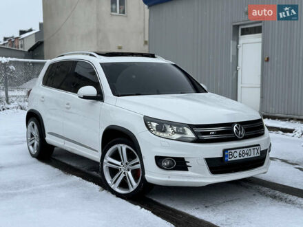 Белый Фольксваген Тигуан, объемом двигателя 1.97 л и пробегом 215 тыс. км за 16499 $, фото 1 на Automoto.ua