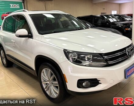 Белый Фольксваген Тигуан, объемом двигателя 2 л и пробегом 161 тыс. км за 12900 $, фото 1 на Automoto.ua