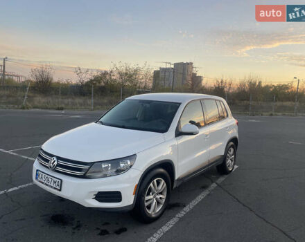 Белый Фольксваген Тигуан, объемом двигателя 1.98 л и пробегом 208 тыс. км за 10800 $, фото 1 на Automoto.ua