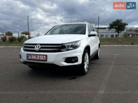 Фольксваген Тигуан 2014 в Кривом Роге на Automoto.ua Белый Фольксваген Тигуан, объемом двигателя 2 л и пробегом 161 тыс. км за 12750 $, фото 1 на Automoto.ua