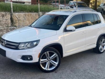 Білий Фольксваген Тігуан, об'ємом двигуна 2 л та пробігом 90 тис. км за 9500 $, фото 1 на Automoto.ua