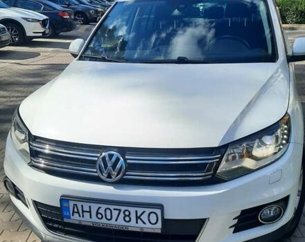 Білий Фольксваген Тігуан, об'ємом двигуна 1.98 л та пробігом 105 тис. км за 12500 $, фото 1 на Automoto.ua