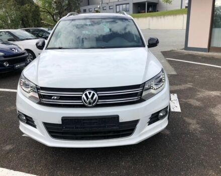 Білий Фольксваген Тігуан, об'ємом двигуна 2 л та пробігом 142 тис. км за 9200 $, фото 1 на Automoto.ua