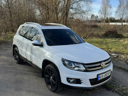 Белый Фольксваген Тигуан, объемом двигателя 1.99 л и пробегом 177 тыс. км за 16900 $, фото 1 на Automoto.ua