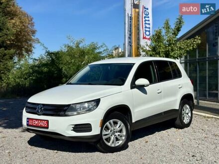 Белый Фольксваген Тигуан, объемом двигателя 2 л и пробегом 228 тыс. км за 12550 $, фото 1 на Automoto.ua