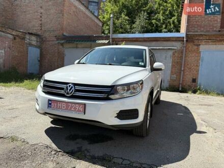 Белый Фольксваген Тигуан, объемом двигателя 1.97 л и пробегом 243 тыс. км за 10999 $, фото 1 на Automoto.ua