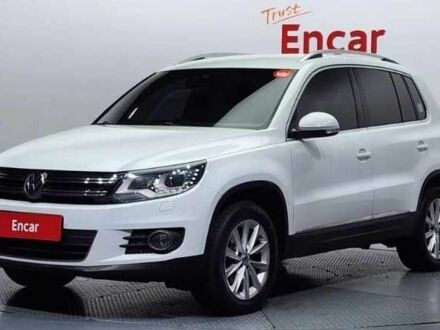 Білий Фольксваген Тігуан, об'ємом двигуна 2 л та пробігом 137 тис. км за 13500 $, фото 1 на Automoto.ua