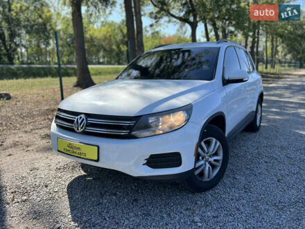 Фольксваген Тігуан 2015 у Умани на Automoto.ua Білий Фольксваген Тігуан, об'ємом двигуна 2 л та пробігом 160 тис. км за 13500 $, фото 1 на Automoto.ua
